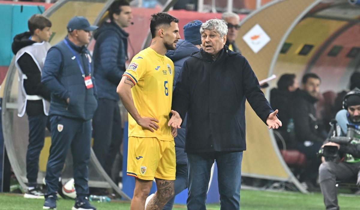 Trei tricolori au întârziat la reunirea naționalei. De ce nu îi va amenda Mircea Lucescu