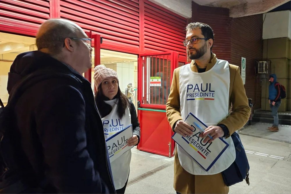 Ce spune candidatul care a făcut un experiment cu strângerea de semnături pentru prezidențiale despre Simion și Gavrilă