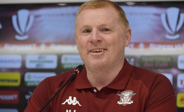 Neil Lennon a semnat cu o echipă obscură, la 7 luni de la despărțirea de Rapid