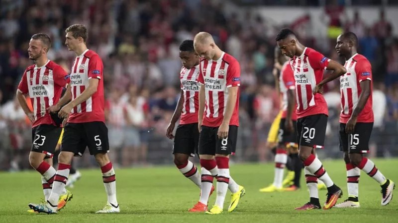 Fotbalist descoperit cu tuberculoză la un important club european. Bolnavul a fost imediat izolat