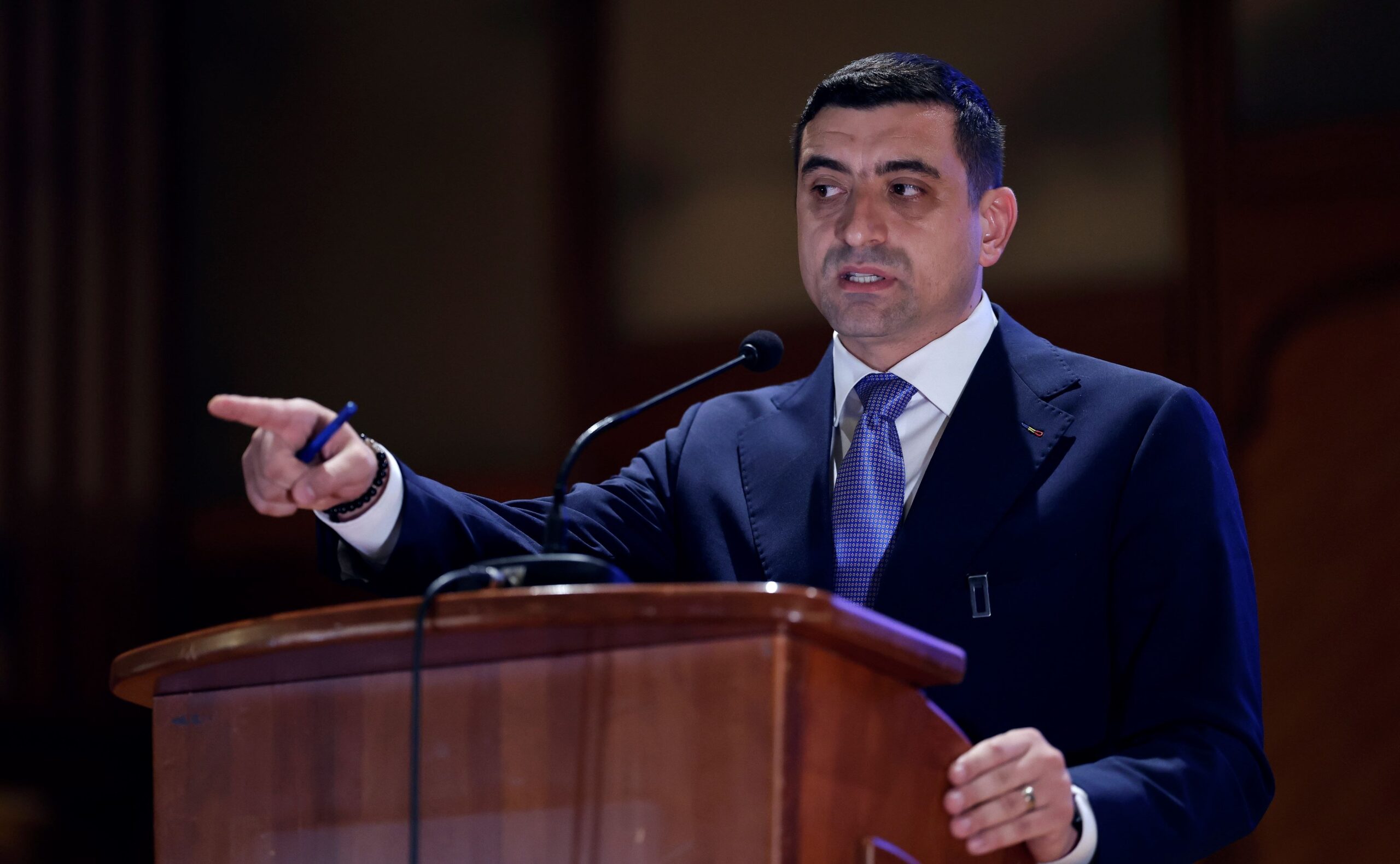 AUR contestă la CCR „legea austerității”: „Este toxică și neconstituțională. Vom continua cu toate armele legale și democratice posibile”