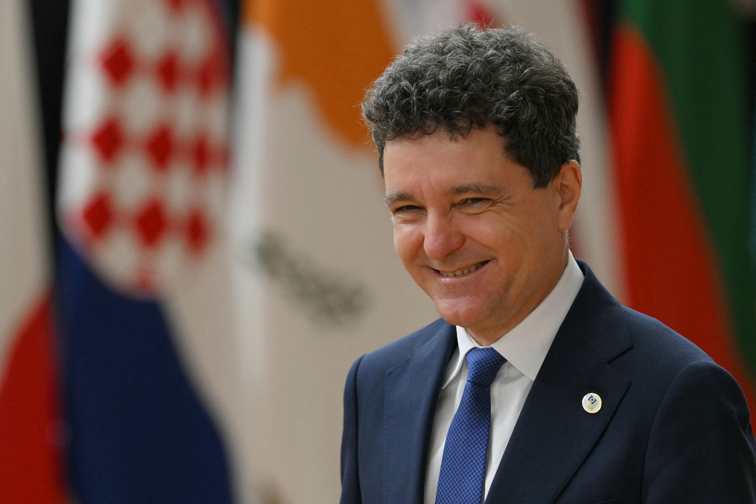 Nicușor Dan, întrebat de copiii din diaspora cum se simte ca președinte: „Sunt mulţi oameni care mă sună să se întâlnească cu mine”