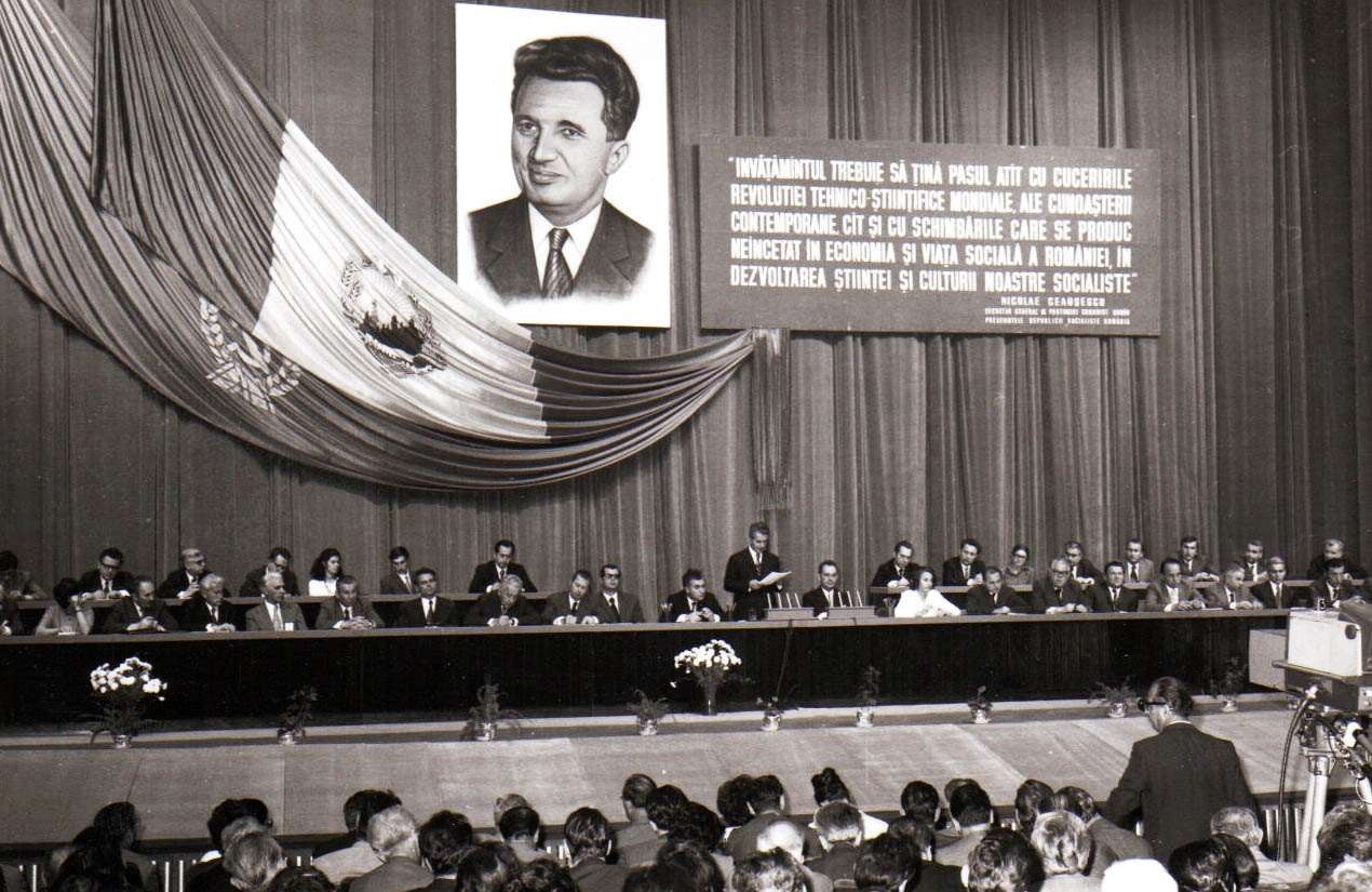 Românii și mitul comunismului „bun”. Ce ne spune această nostalgie despre prezent ANALIZĂ