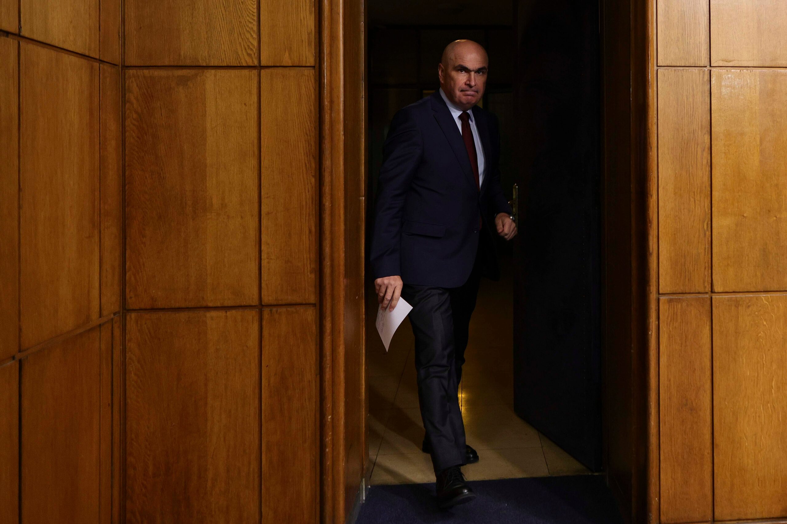 România guvernată prin crize. E posibilă o reformă reală a clasei politice? ANALIZĂ