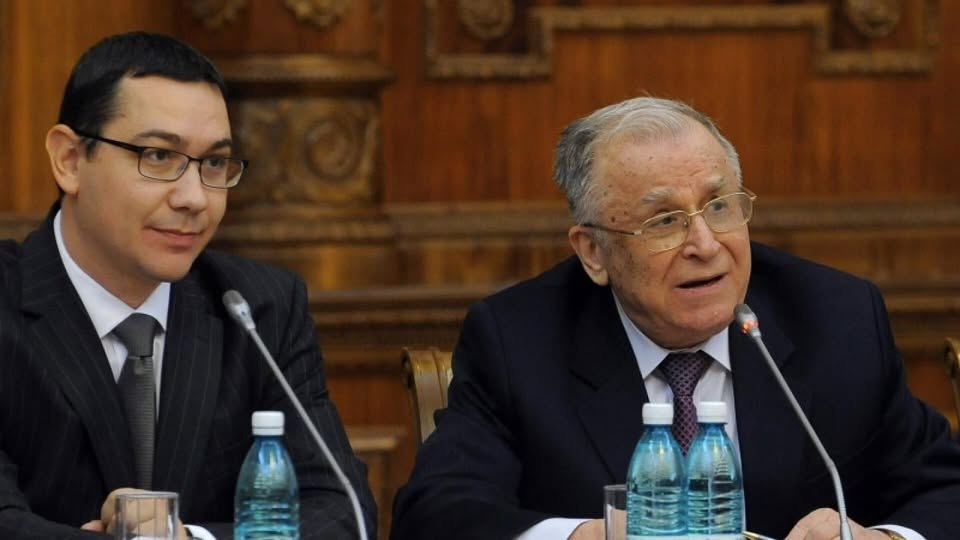 Victor Ponta critică actuala conducere a PSD: „Ar fi trebuit să ne cheme pe toți foștii lideri să participăm împreună la aceste funeralii”