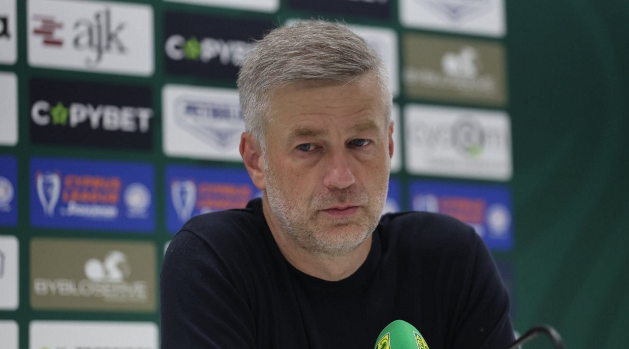 Legia lui Edi Iordănescu, umilită în Europa League. Tehnicianul român, devastat: „Îmi cer scuze”