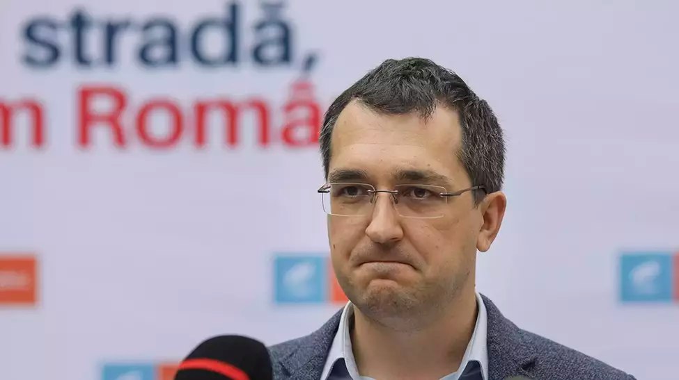 Victorie pentru PSD în războiul cu fostul ministru USR al Sănătății. Vlad Voiculescu pierde procesul pe tema vaccinurilor de miliarde din pandemie