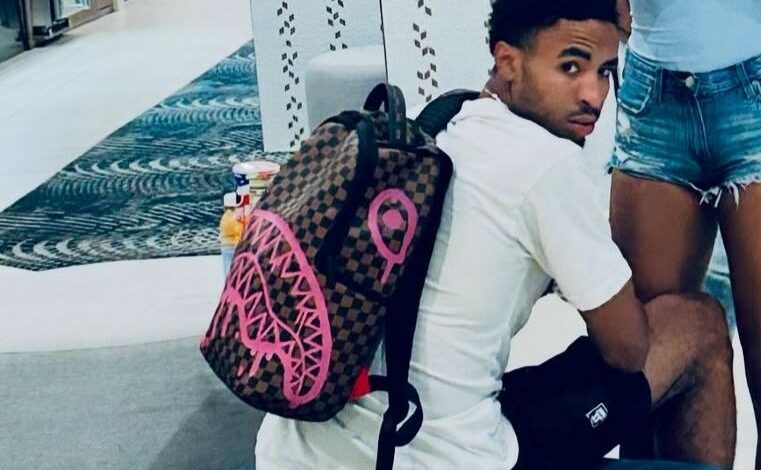 Să vezi și să nu crezi. FC Argeș a luat baschetbalistul greșit de la aeroport, la sosirea acestuia în țară