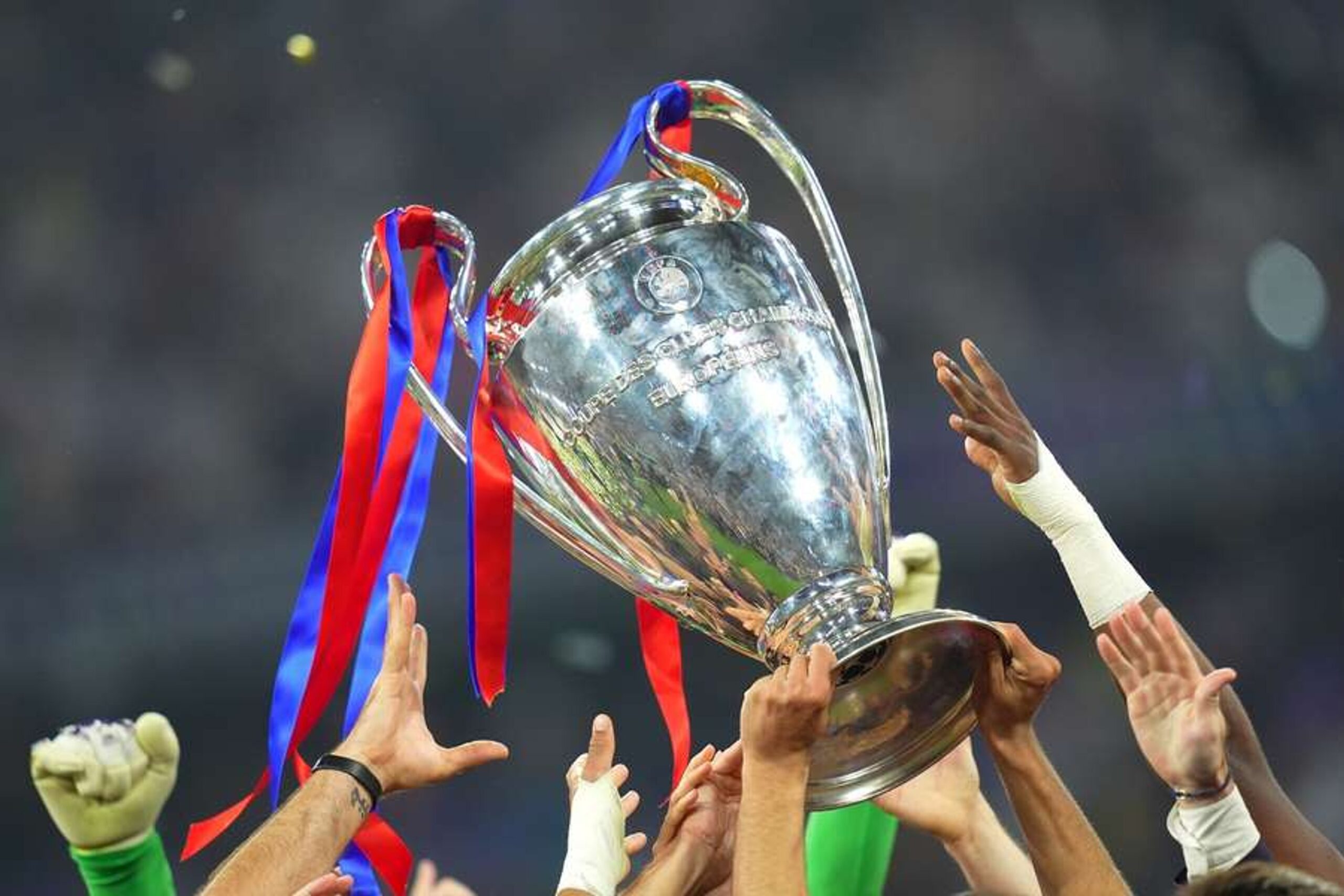 Tabloul Ligii Campionilor este complet: patru români, la startul grupei competiției stelare. Azi are loc tragerea la sorți