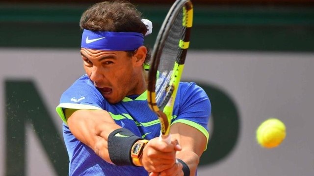 Cele mai valoroase rachete din istorie. Sumele uriașe cu care s-au vândut „armele” folosite de Nadal, Djokovic și de Federer