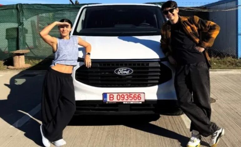 Diana Bulimar, de la bârnă la volan! Fosta gimnastă și-a luat dubă alături de iubitul ei: „Și-a dorit-o enorm!”