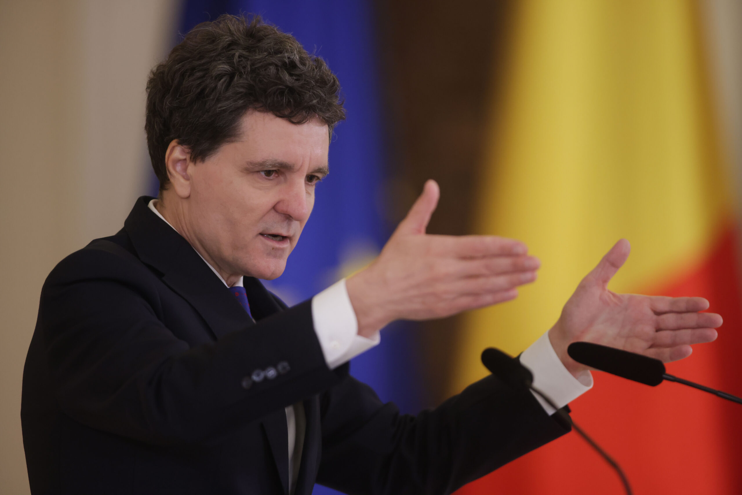 Propunerea pe care Emil Constantinescu i-a făcut-o lui Nicușor Dan, în 1999: „Am refuzat, am zis că vreau să rămân în zona de matematică”