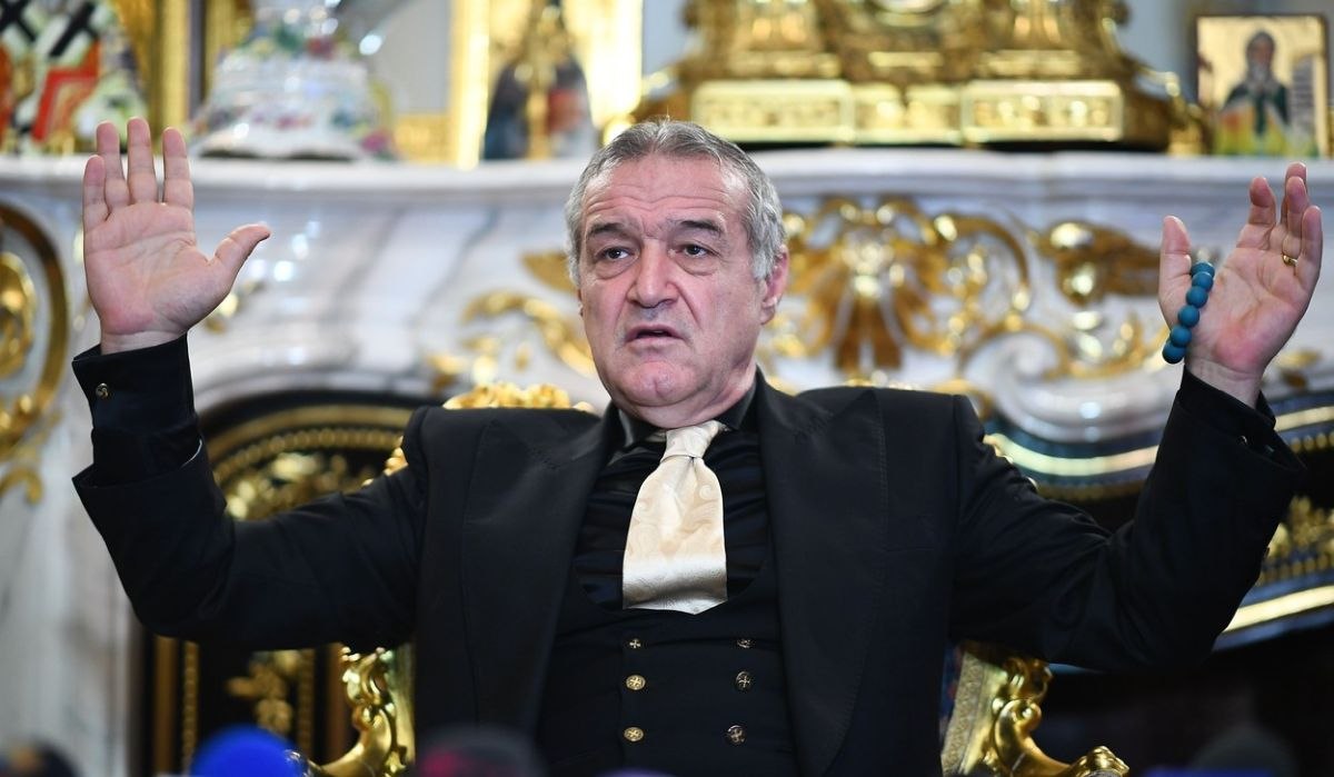 Gigi Becali le-a cerut fotbaliștilor de la FCSB să nu-și mai înjure antrenorul: „Eu fac schimbările”