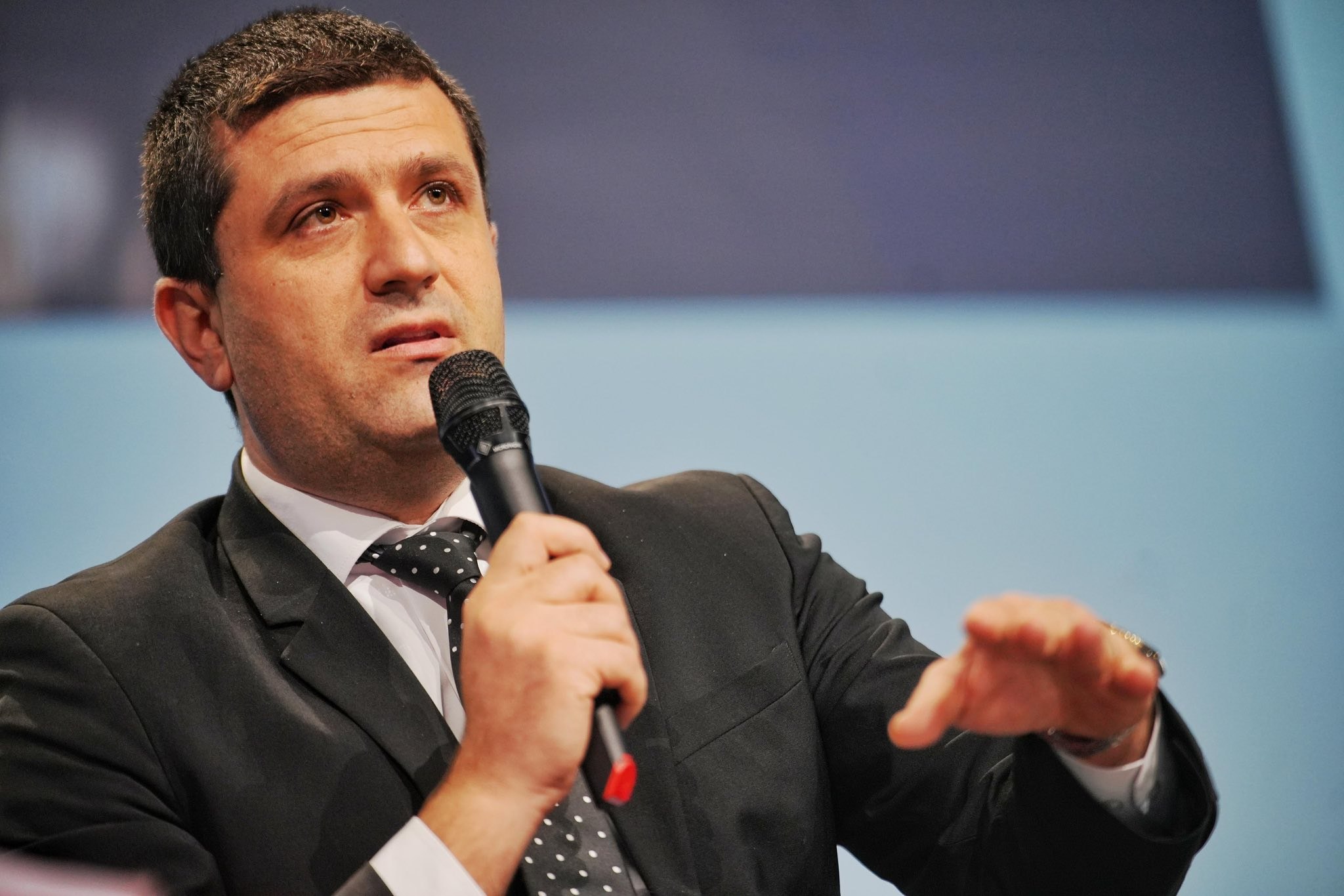 Radu Miruță, despre digitalizare: „Cheia este să nu execuţi banii dintr-un minister pentru că schimbi calculatoarele cu unele mai noi”