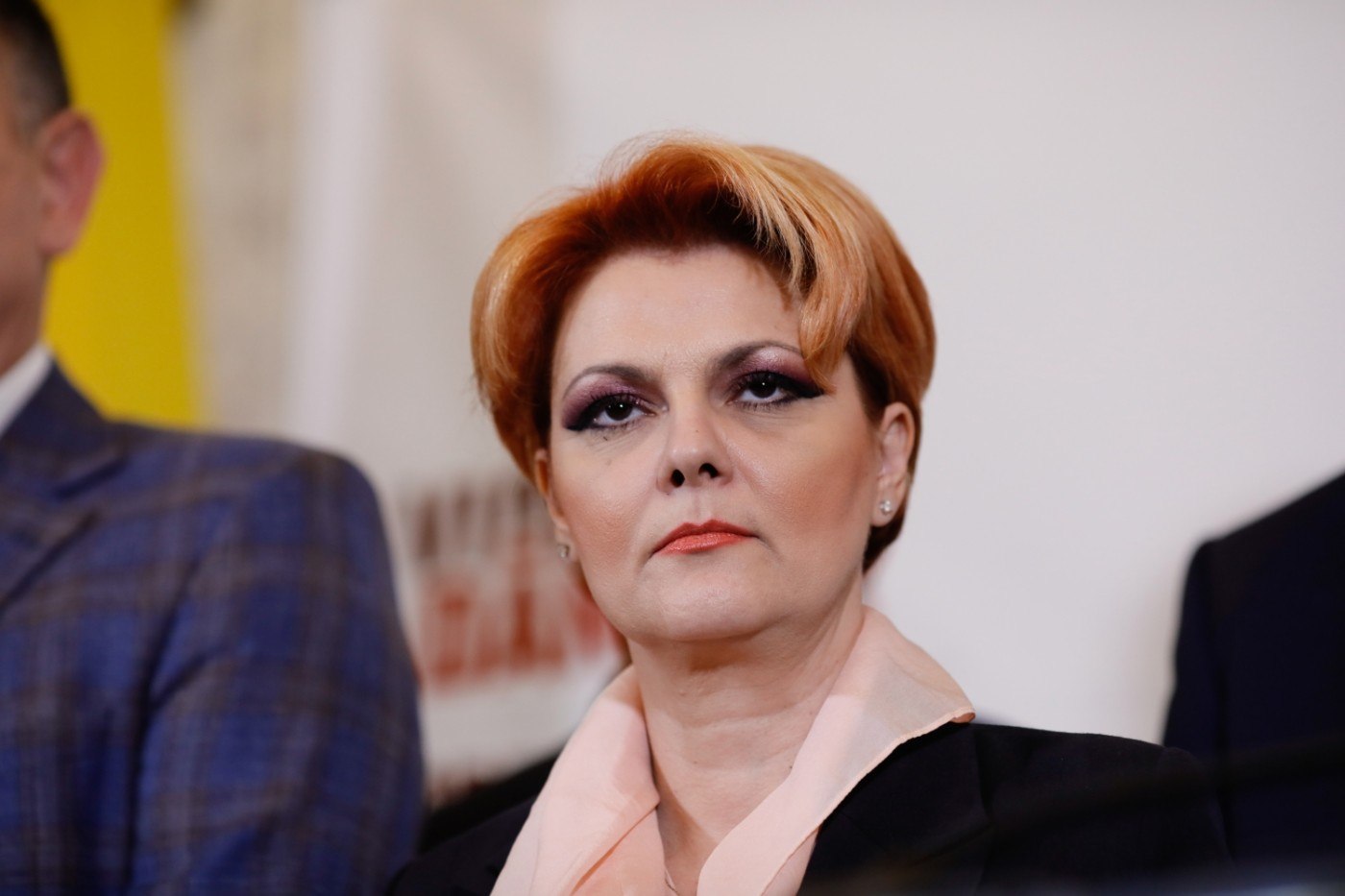 Delia Velculescu nu e dorită de PSD. Lia Olguța Vasilescu: „Nu știu cine este doamna. Premierul ar trebui să cunoască realitățile din România”