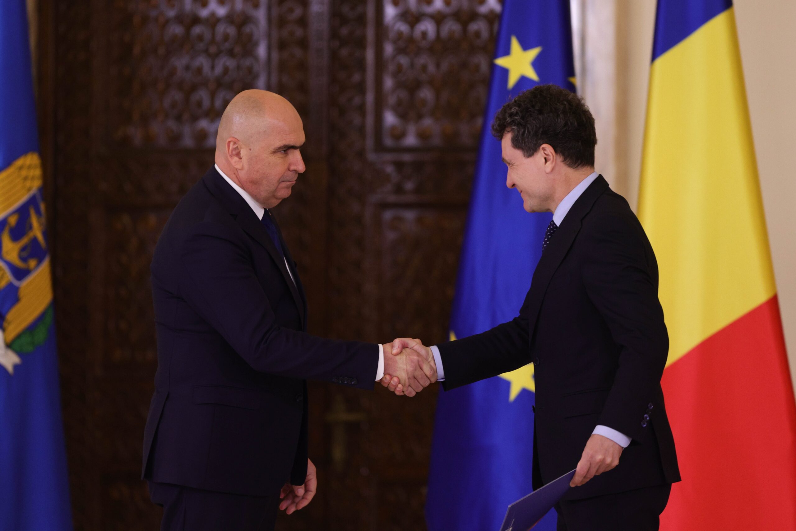 Președintele Nicușor Dan l-a desemnat pe Ilie Bolojan ministru interimar la Educație