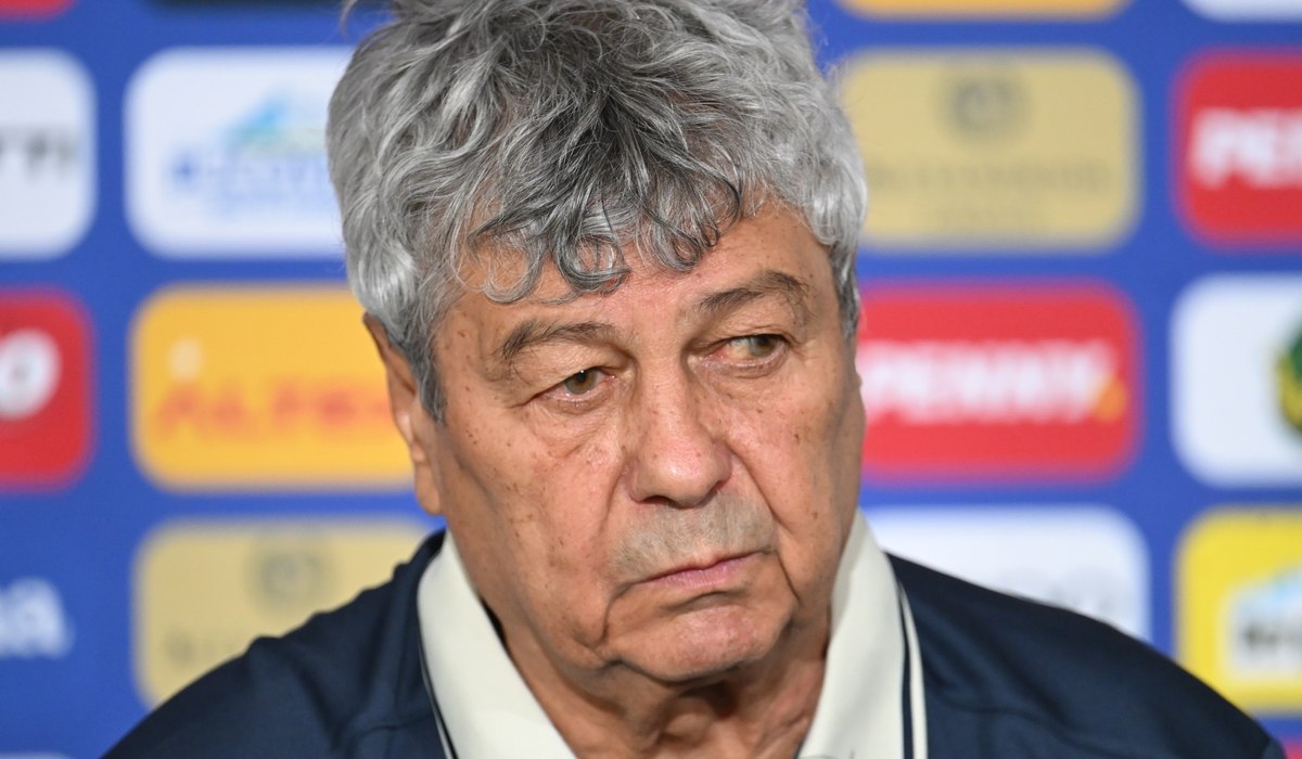 Își mai găsește Nicolae Stanciu locul la națională, sau nu? Mircea Lucescu, anunț după mutarea tricolorului în China. „Am vorbit cu el”