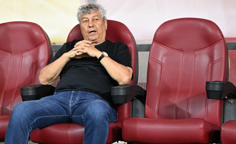 Mircea Lucescu s-a întors de urgență la spital. Un fost elev susține că antrenorul a fugit din casă, deși era bolnav