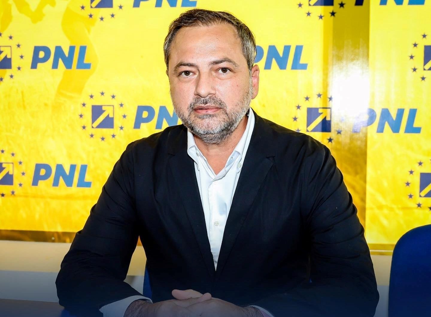 Un europarlamentar PNL acuză PSD că „oficializează astăzi colaborarea parlamentară cu AUR, SOS și POT”