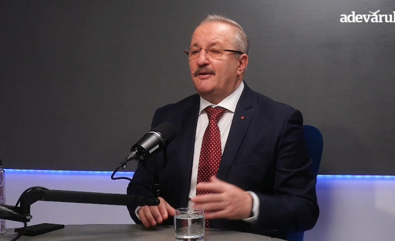 Dîncu îl suspectează pe ministrul Apărării că vrea să își pună oamenii lui în poziții cheie. „Sper să nu fie cum a fost la fabrica de armament de la Sadu”