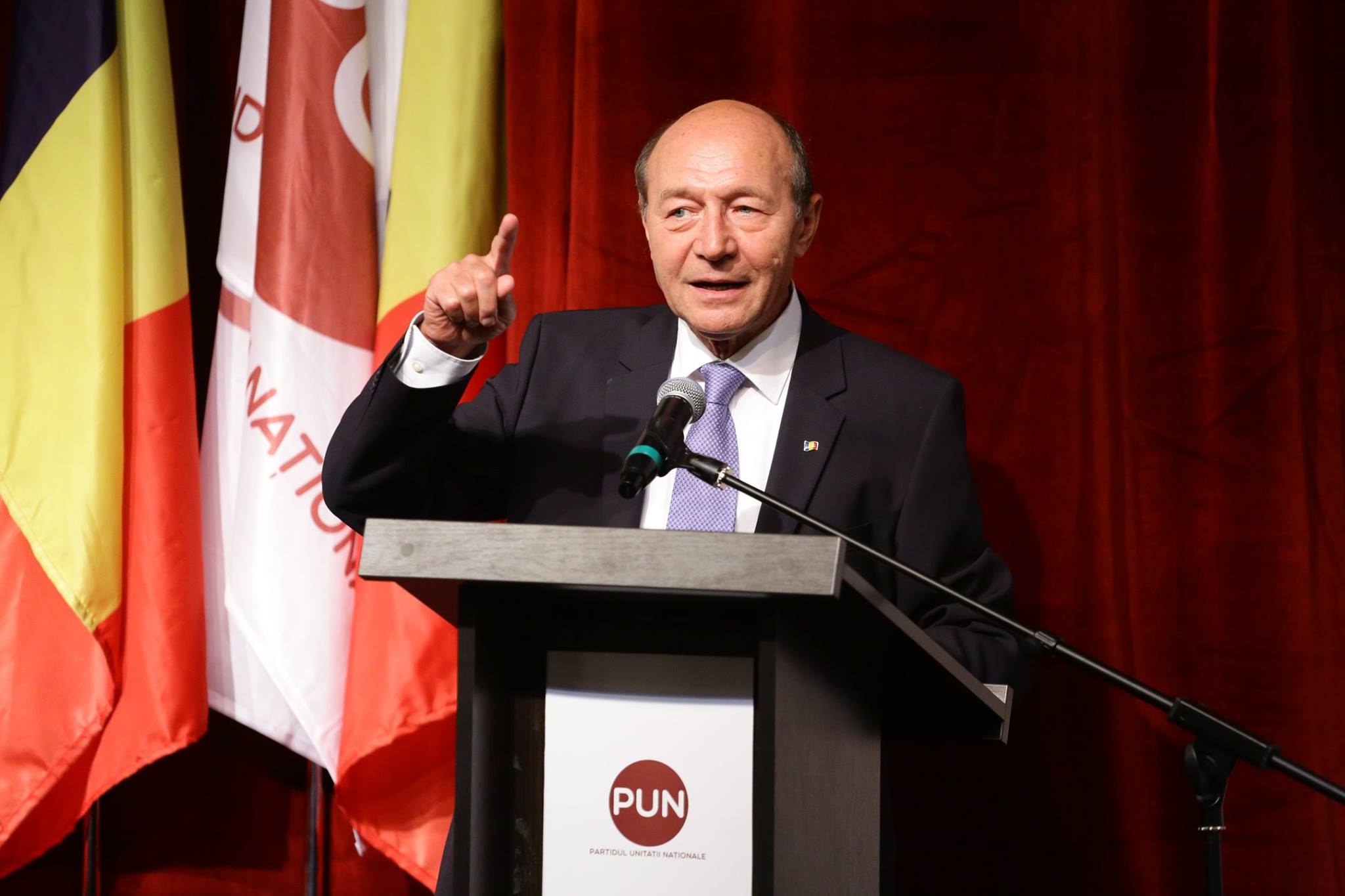 Avertismentul lui Traian Băsescu: „Dacă statele UE ar trece sub umbrela nucleară a Franței, asta ar însemna desființarea NATO”