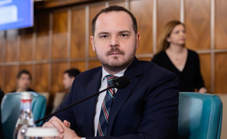 Bugetul Ministerului Sănătăţii, aprobat în comisiile parlamentare de buget-finanţe. Rogobete: „Este o creştere de 2,5 miliarde faţă de bugetul executat în 2025”