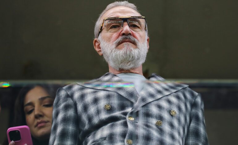 Răsturnare de situație la FCSB. Gigi Becali a găsit antrenor pentru roș-albaștri: „Vine luni în România!”