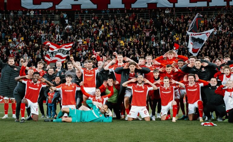 Dinamo se distrează cu Rapid și provoacă haosul în tabăra giuleștenilor. Victorie clară, după 11 ani de așteptare