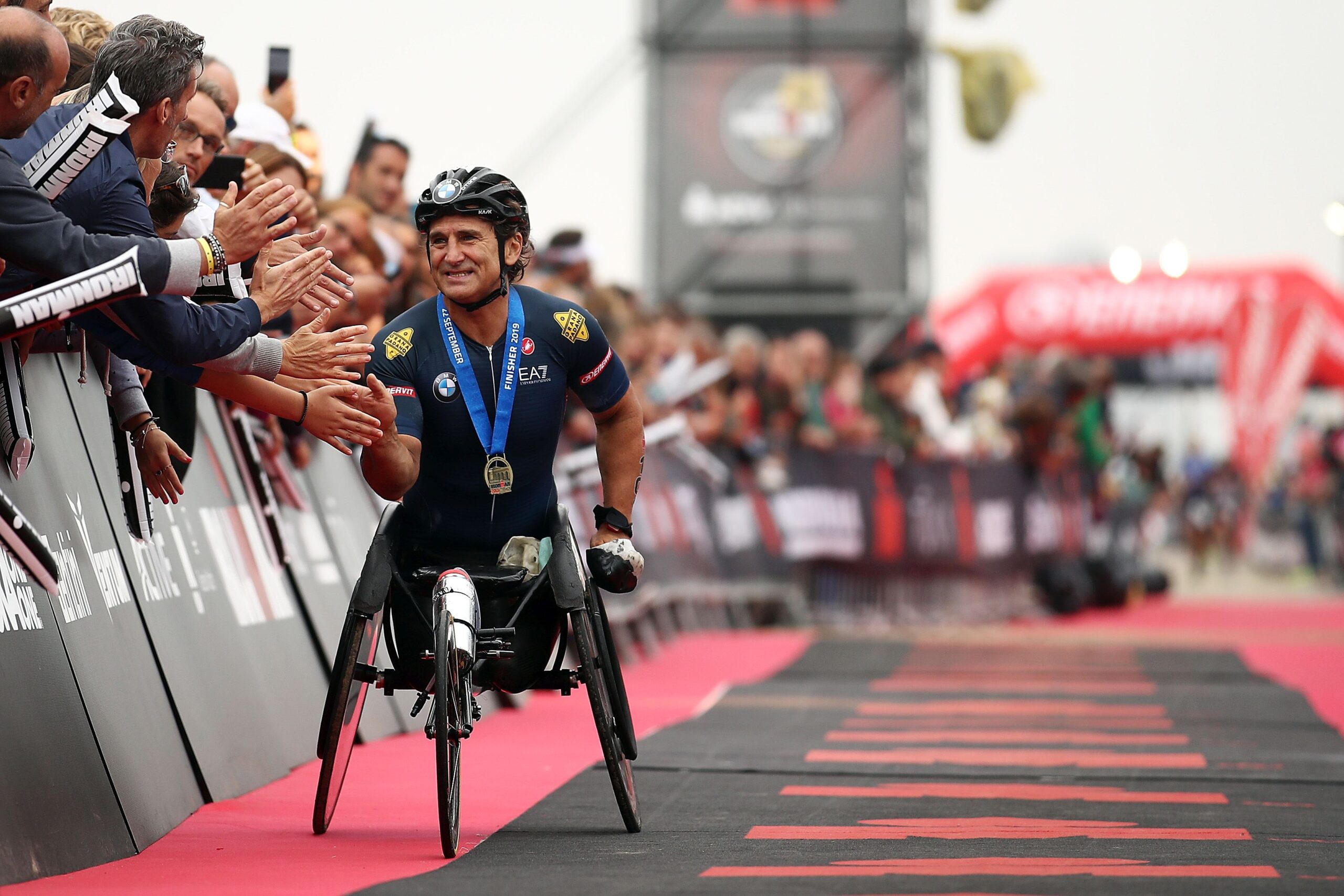 Alex Zanardi, legendarul pilot de Formula 1, a decedat la 59 de ani. Avea picioarele amputate de 25 de ani