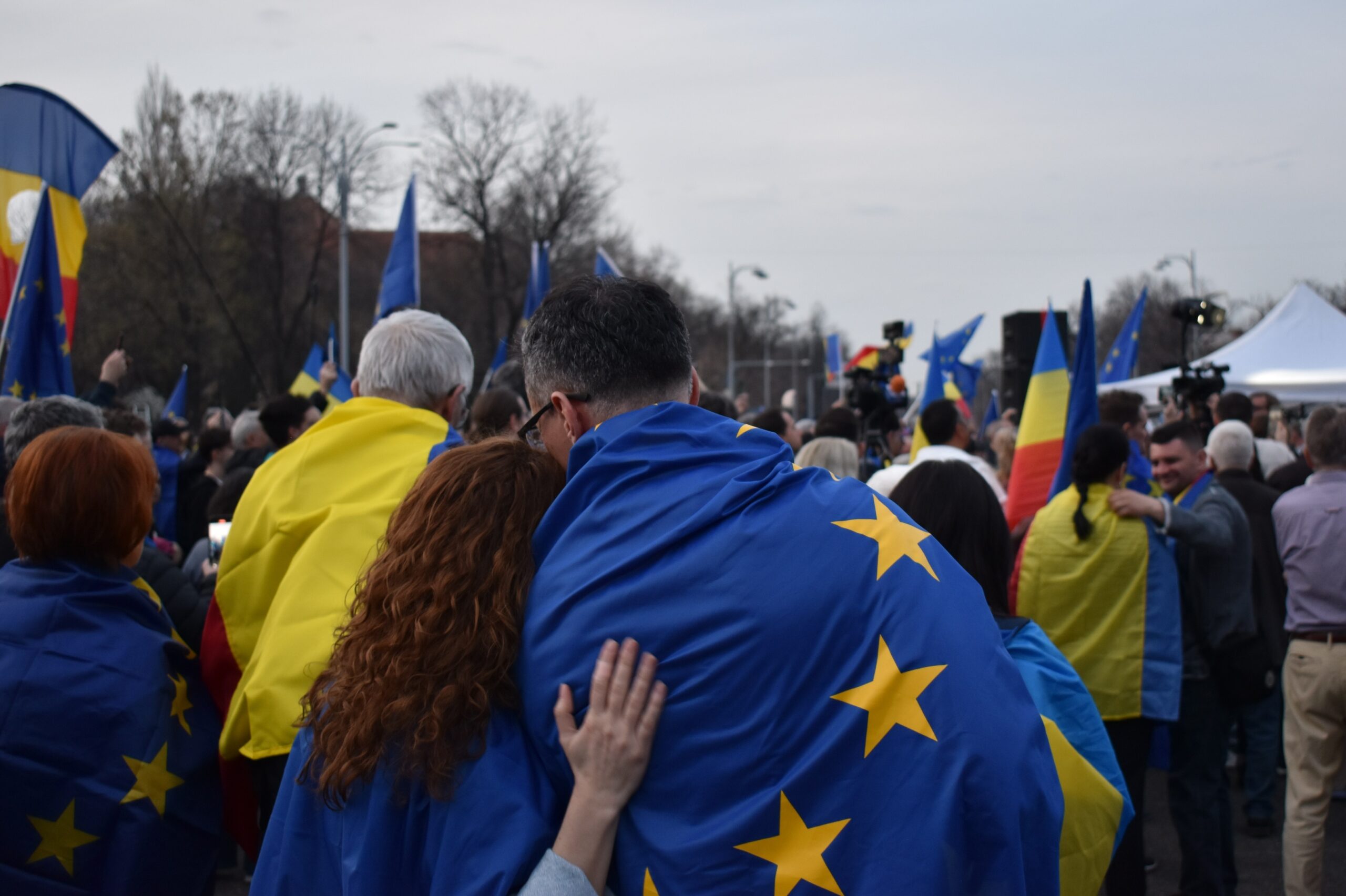 Cât de greu este, de fapt, să scoți România din Uniunea Europeană? Procedura legală și sondajele care spulberă mitul Roexit