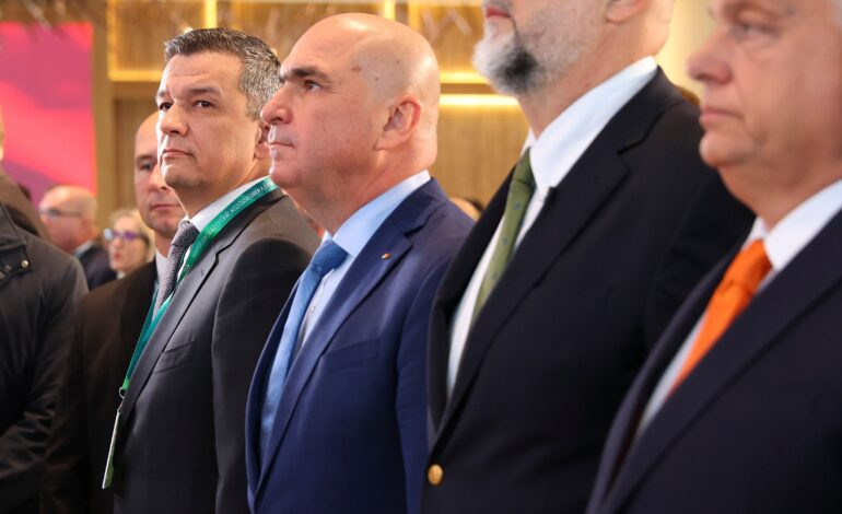 „Tactica Dușmanului”. De ce politicienii ne vor radicalizați și obosiți înaintea moțiunii. Analiza unui expert în strategii de comunicare