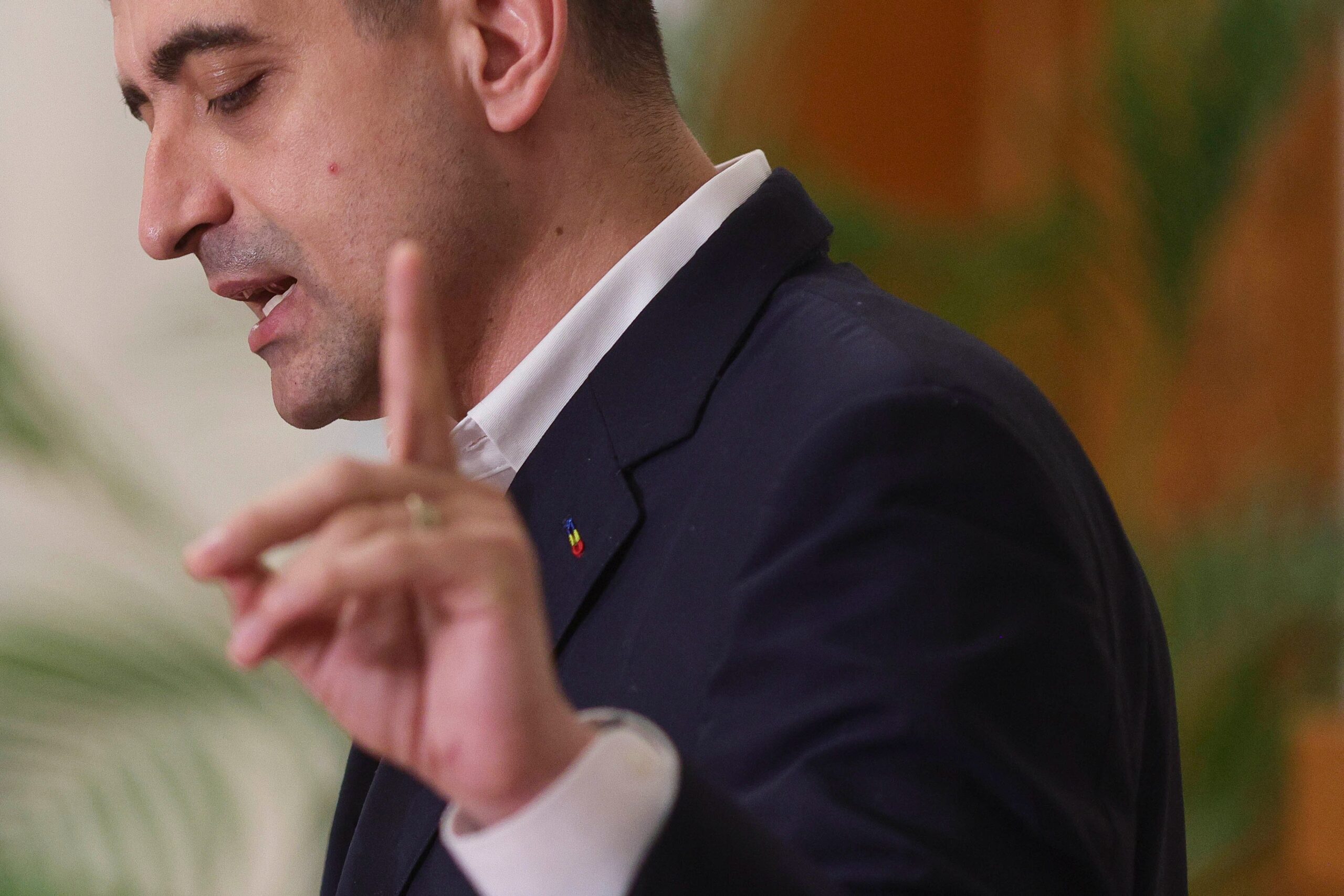 Adevărul despre criza din AUR: „Simion nu mai are controlul deplin”. Ce urmează pentru partid