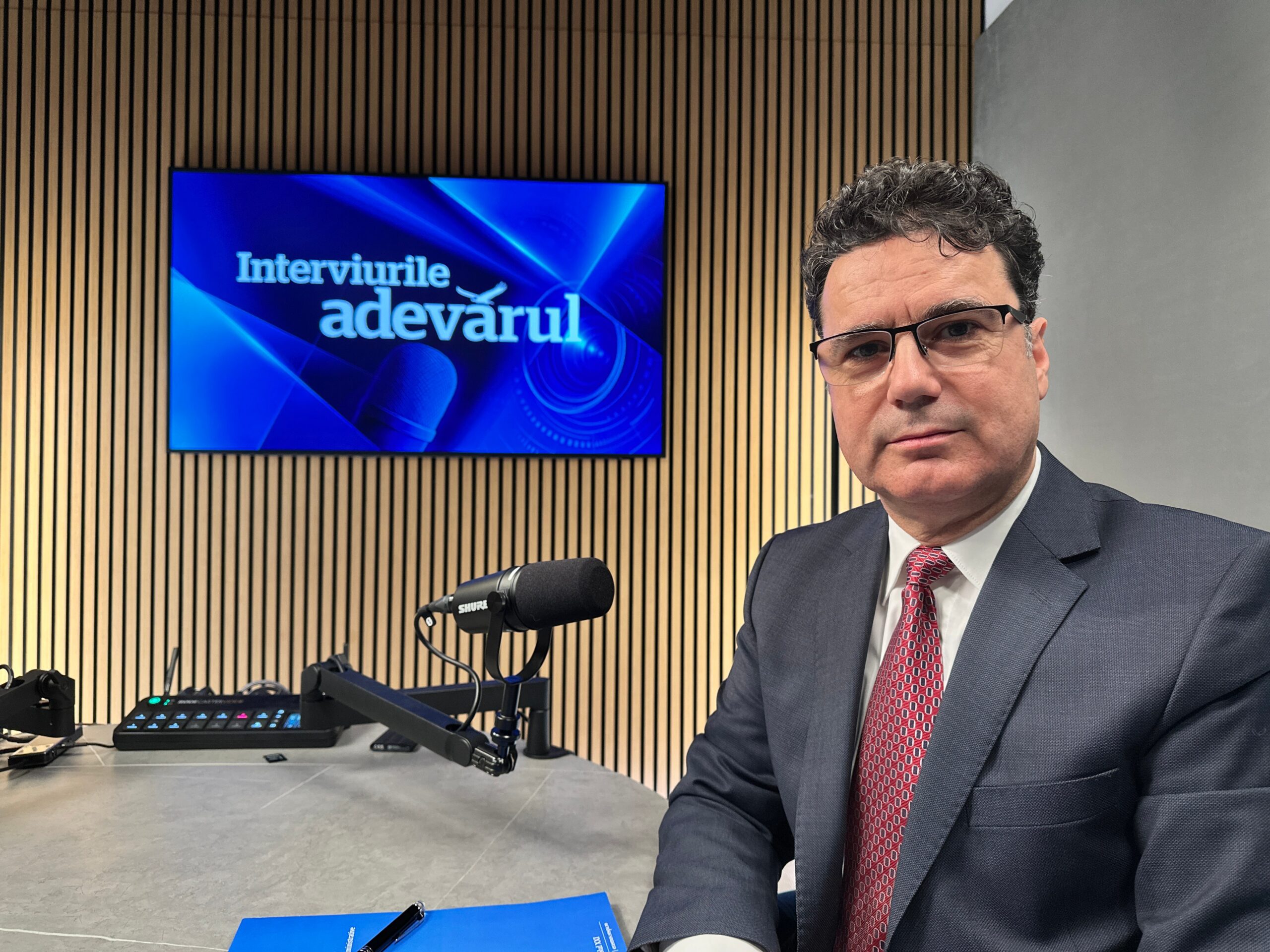 Mesajul tranșant al rectorului SNSPA, Remus Pricopie, către politicieni: „Continuarea acestui conflict va produce mai mult extremism”