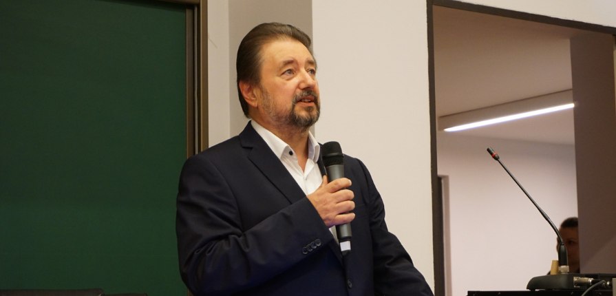Politologul Cristian Pîrvulescu explică miza consultărilor de la Cotroceni și scenariul anticipatelor: „Demiterea Guvernului Bolojan nu este un accident”