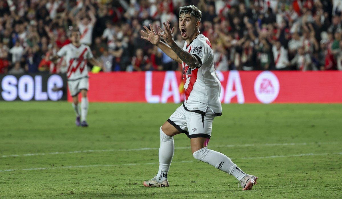 Crystal Palace – Rayo Vallecano, finala Conference League. Andrei Rațiu este anunțat titular la spanioli