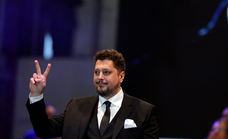Claudiu Târziu, fost co-președinte AUR, strânge oameni pentru noul partid. Ţinta: să intre în Parlament cu 20%. Atacuri subtile la George Simion