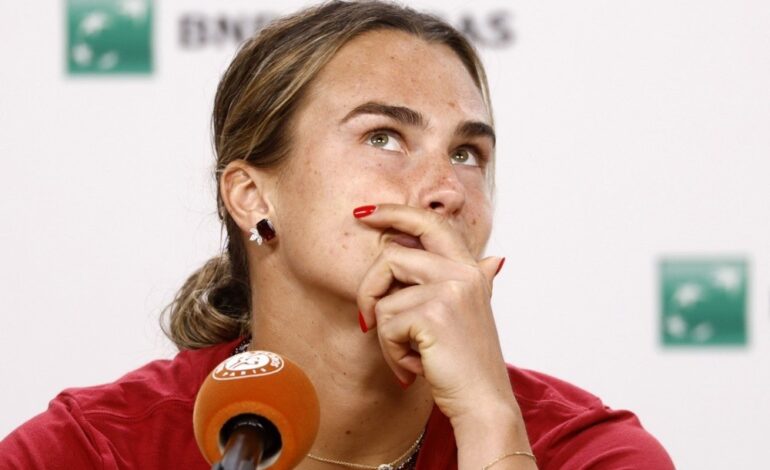 Sabalenka, reacție explozivă după înfrângerea de la Roland Garros: „Mă las de tenis!”