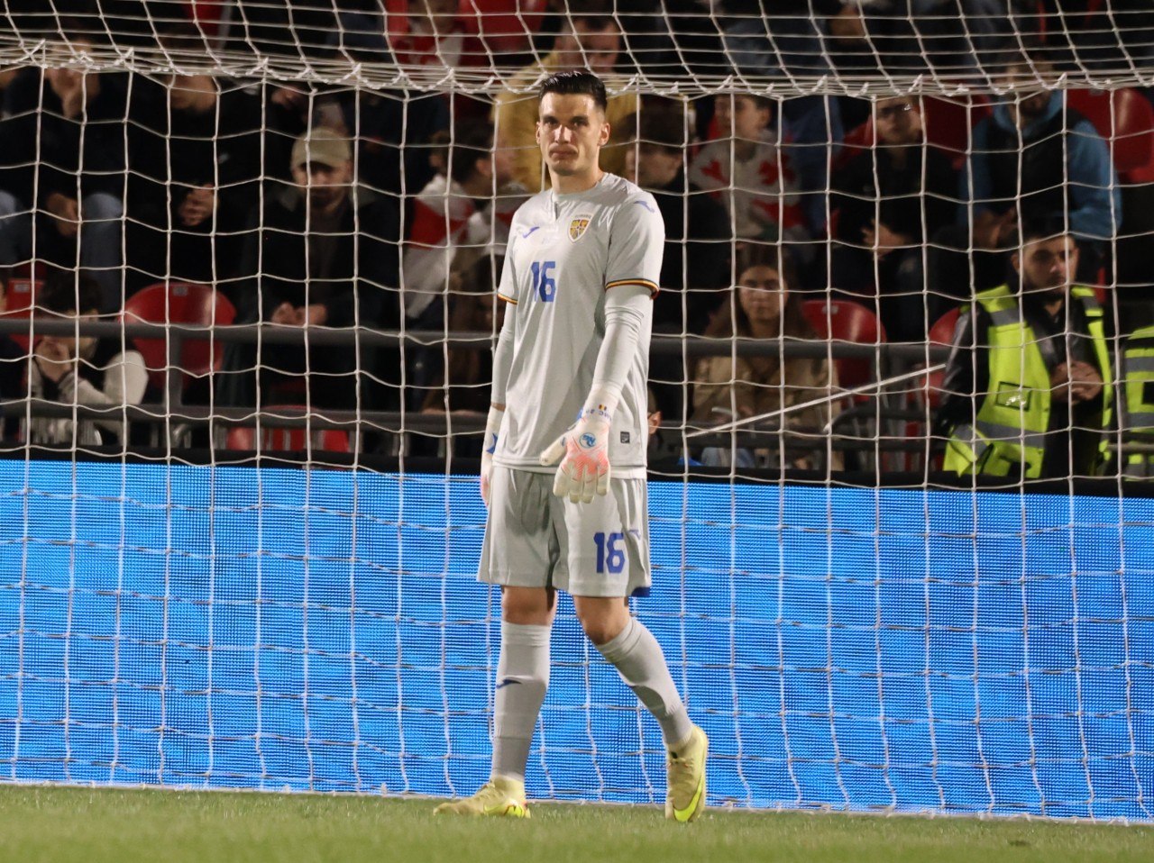 Reacția lui Hagi după eroarea lui Aioani în meciul cu Georgia