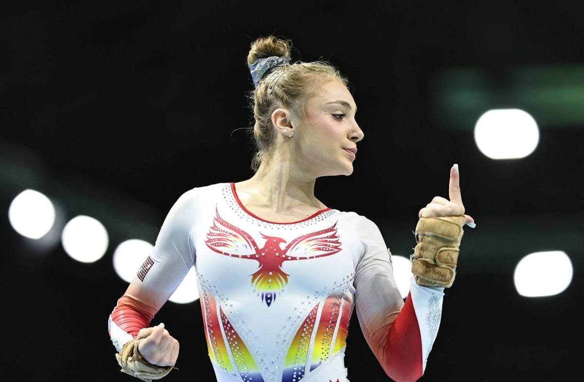 Sabrina Voinea, în centrul unui nou scandal: acuzată că și-a bătut iubitul!