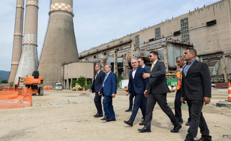 Ilie Bolojan, vizită la Mintia: centrala pe gaz de 1.700 MW, aproape finalizată, devine una dintre cele mai mari investiții energetice din UE