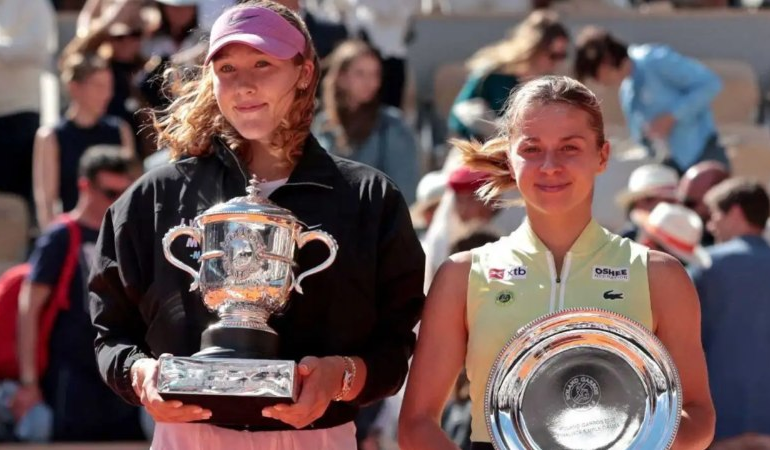 Vine direct în România după spectacolul din finala Roland Garros! Personaj surpriză pe zgura de la Iași Open