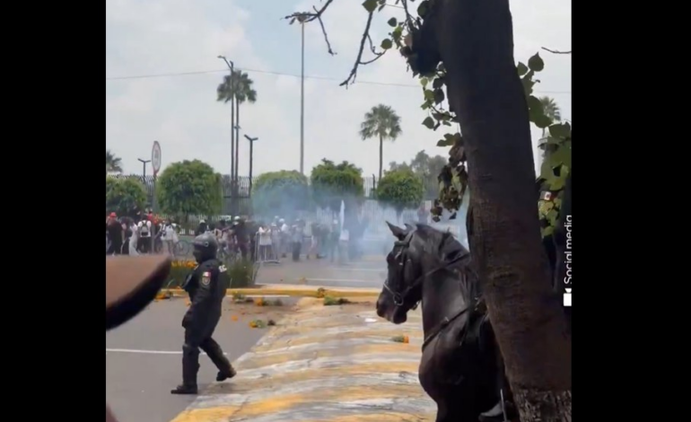 Violențe înaintea meciului de deschidere al Cupei Mondiale. Zeci de protestatari și polițiști, implicați în confruntări la stadionul Azteca