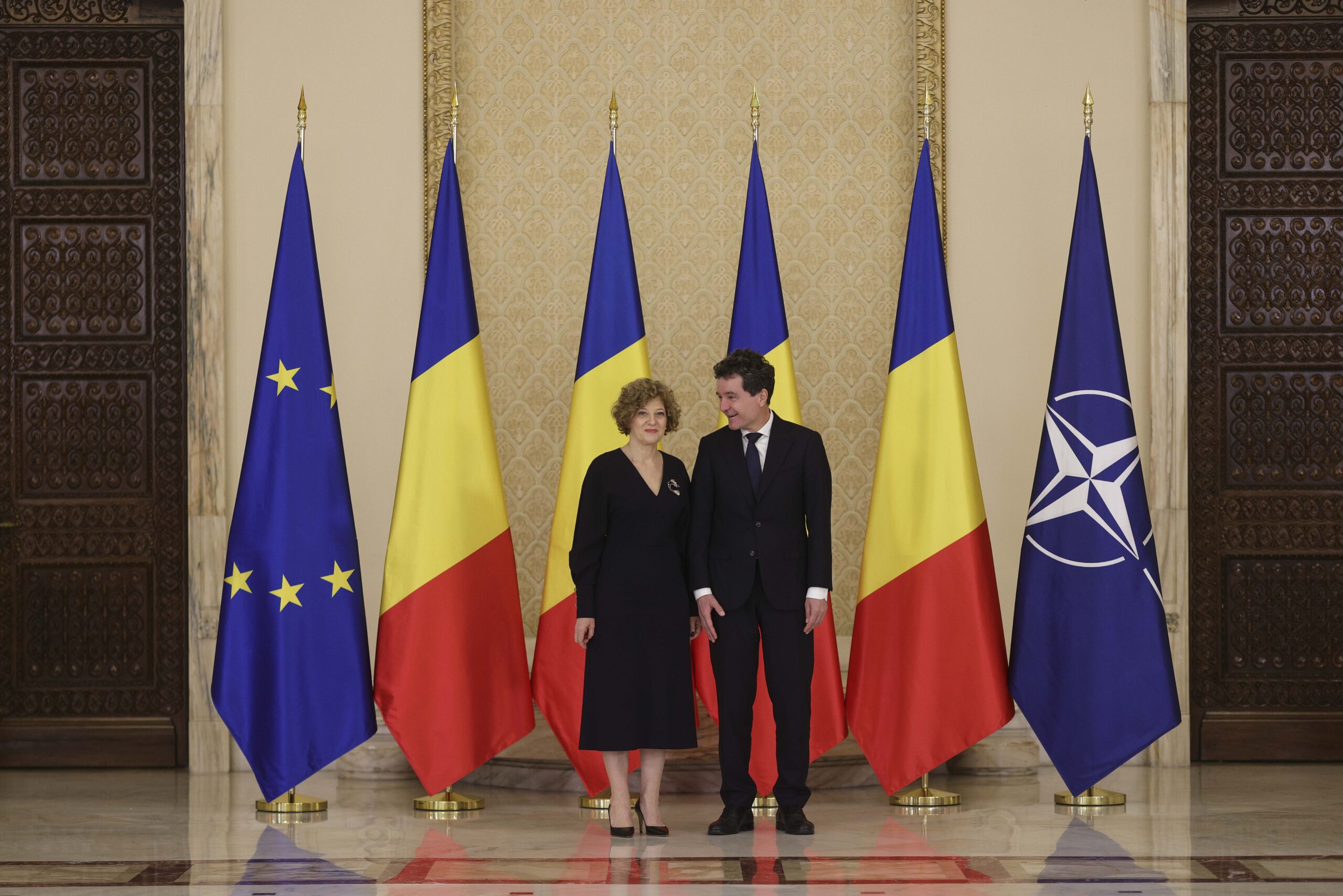 Oana Gheorghiu se plasează în tabăra Bolojan și îl taxează pe Nicușor Dan: „Încrederea se câștigă foarte greu, dar se poate pierde într-o clipă”