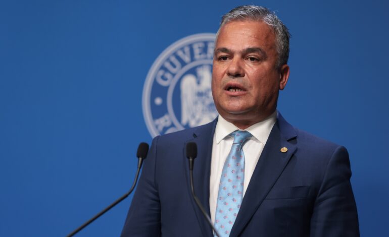 Ce urmează în PNL după ultimatumul ignorat de Veștea. Premierul desemnat anunță că „merge înainte”. Tensiunile și negocierile se intensifică
