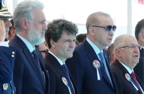 Nicușor Dan, alături de Recep Tayyip Erdoğan la ceremonia de lansare a corvetei „Contraamiral August Roman”