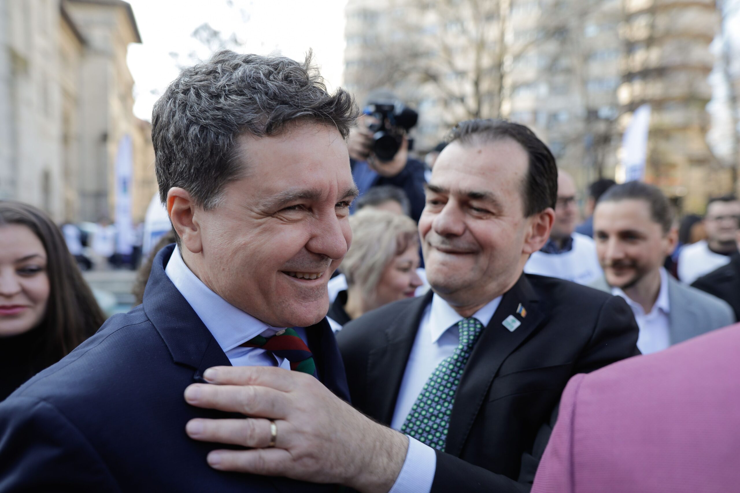 „Ai «șobolănit» pe ascuns cu PSD”. Ludovic Orban îl amenință pe Nicușor Dan că va susține necesitatea demiterii președintelui