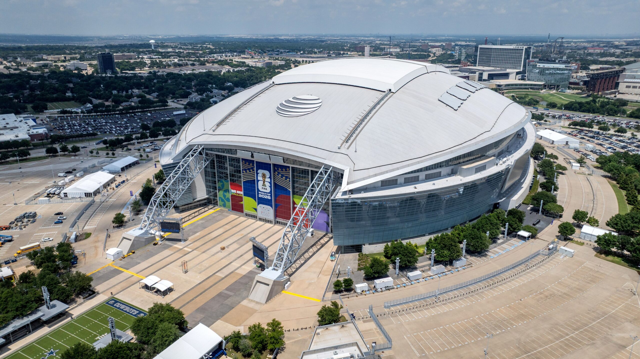 Opt stadioane din SUA se află în Top 10 mondial după numărul de locuri