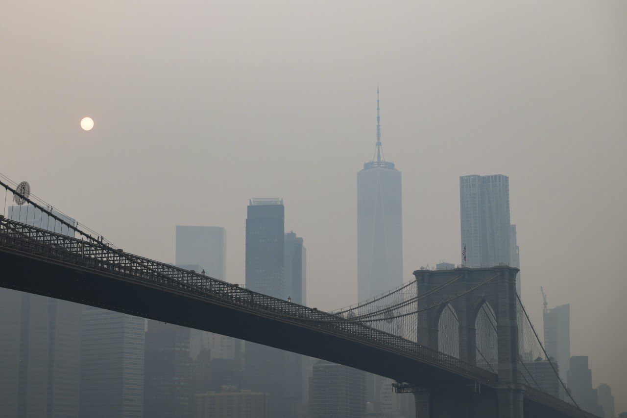 Probleme înaintea finalei CM de fotbal. Cod roșu de caniculă și poluare la New York