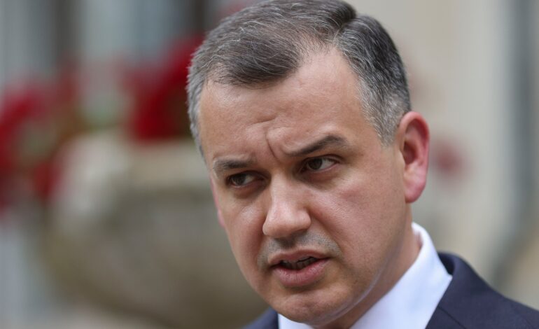 AUR îi cere lui Nicușor Dan să-l demită pe Eugen Tomac din funcția de consilier prezidențial după negocierile de culise