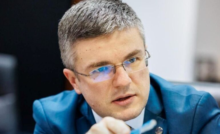 Ministrul Economiei, amendat pentru întârziere în selectarea administratorilor la cinci companii. „Mi se impută sute de zile în care nici nu eram ministru”